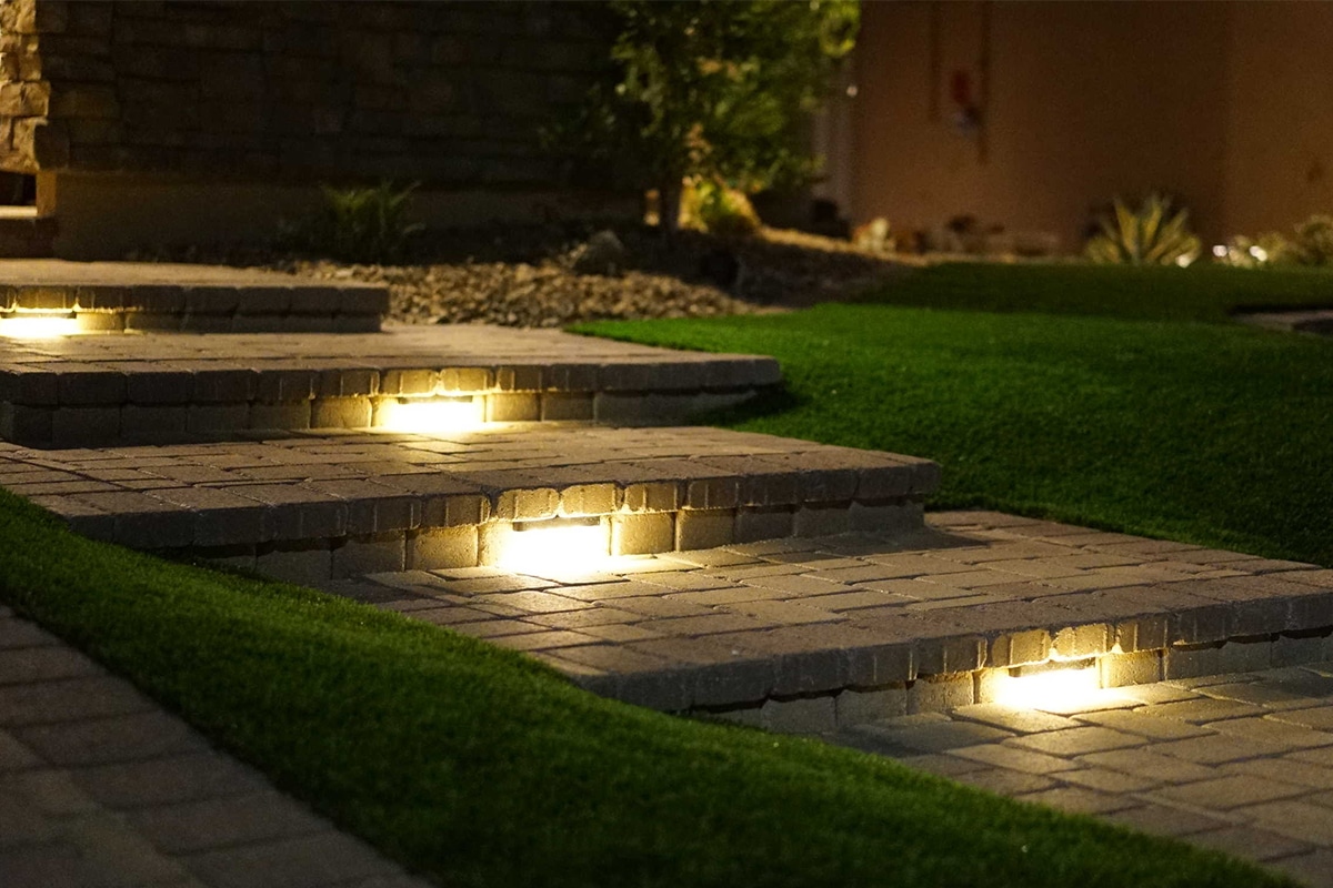 Biltright-Construction-Outdoor-Lighting